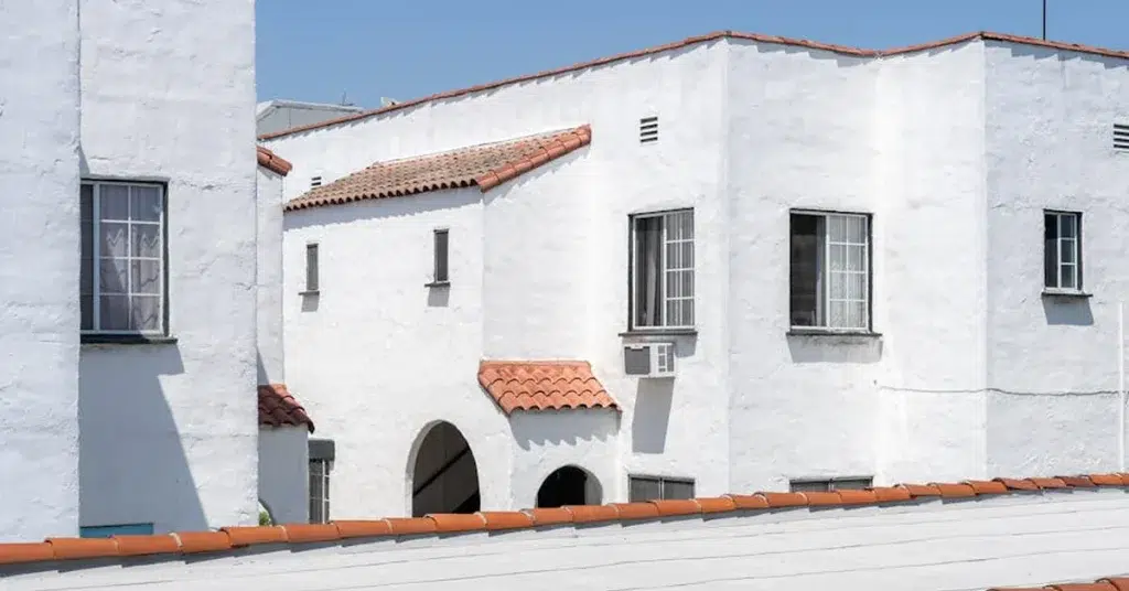 Stucco Repair Cost in Los Angeles (2026 Guide): What Homeowners Should Expect - G&M Home Remodelling